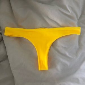 bright yellow san lorenzo btms!💛🌈